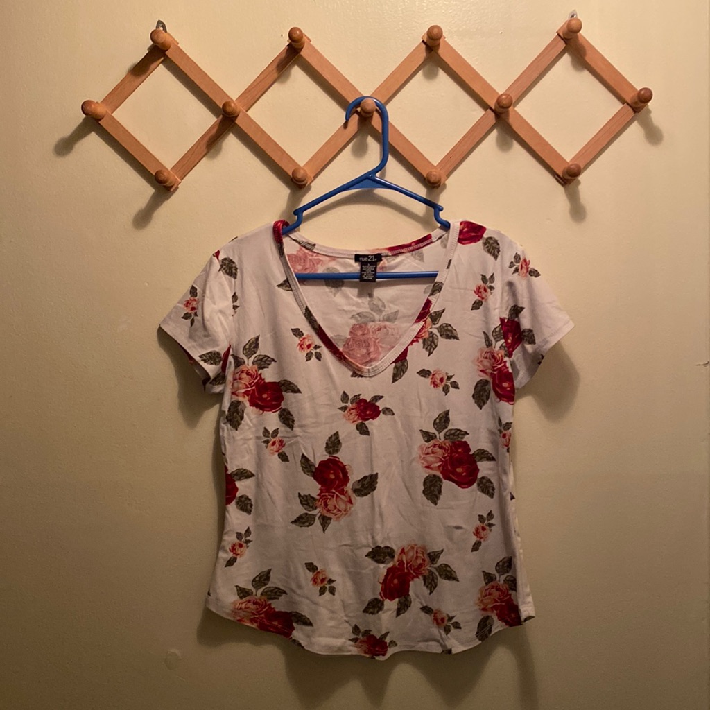 Rose Patterned Soft Tee